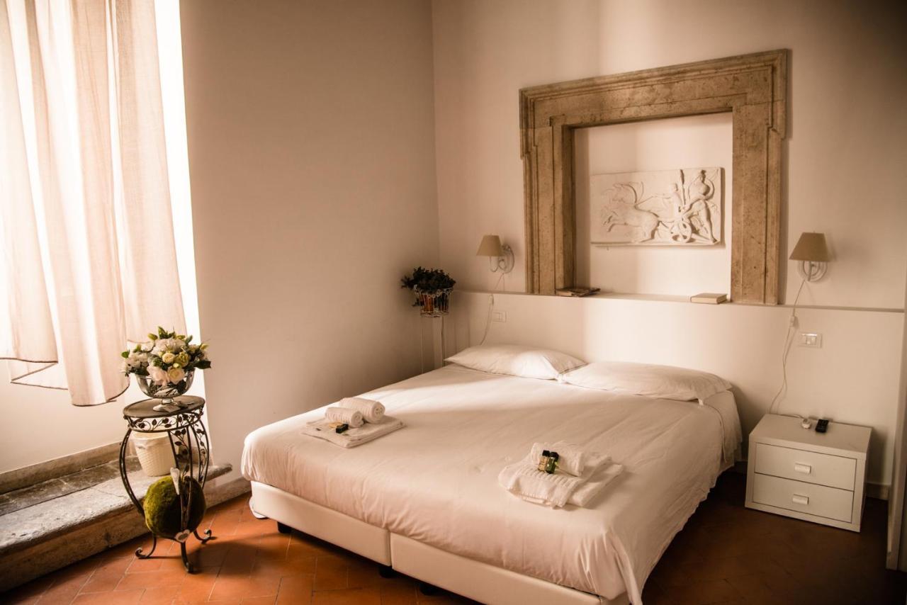 Flowers Apartments Roma Quarto foto